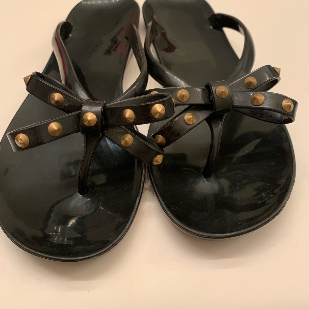 Black jelly studded sandals